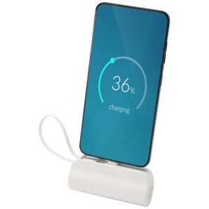 Batería externa tipo-C de plástico reciclado de 5000 mAh y 10 W con soporte abatible incorporado y cable 2 en 1 Alnair